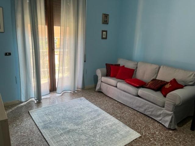 Di Fronte Alla Basilica Di San Paolo Apartment Рим Екстериор снимка