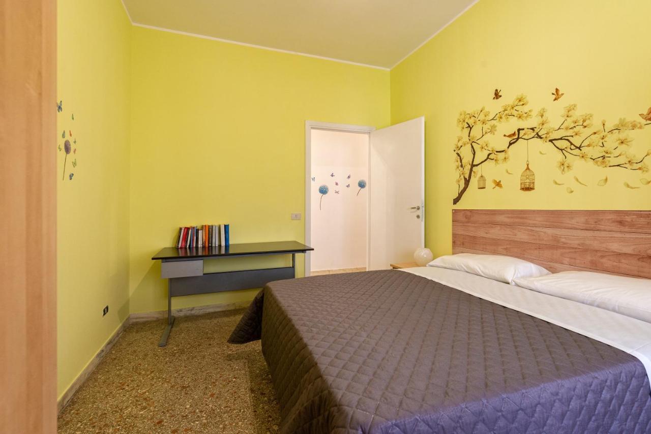 Di Fronte Alla Basilica Di San Paolo Apartment Рим Екстериор снимка