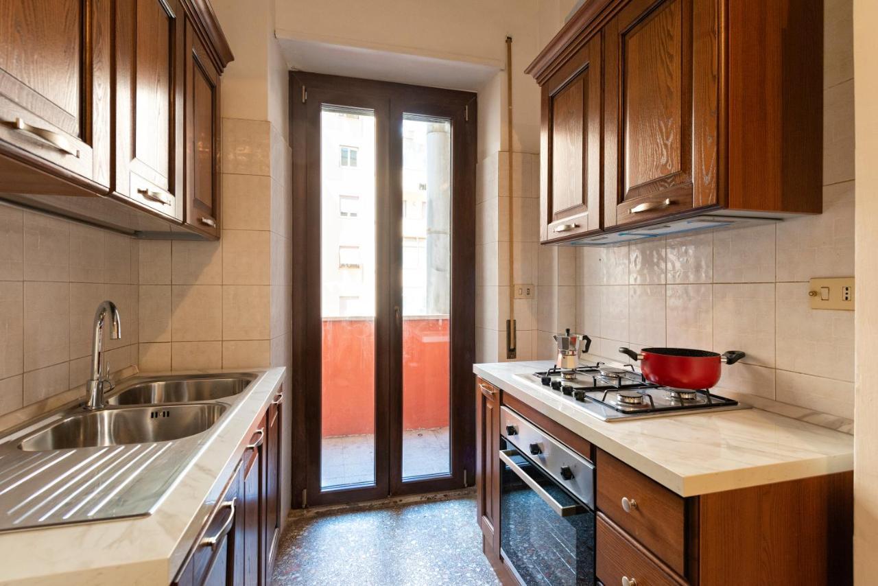 Di Fronte Alla Basilica Di San Paolo Apartment Рим Екстериор снимка